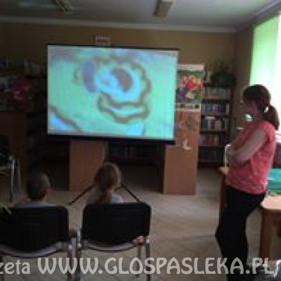 zajęcia w bibliotece w Godkowie