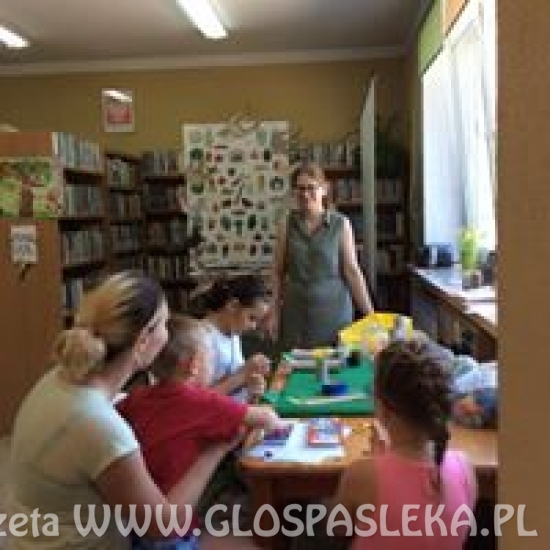 zajęcia w bibliotece w Godkowie