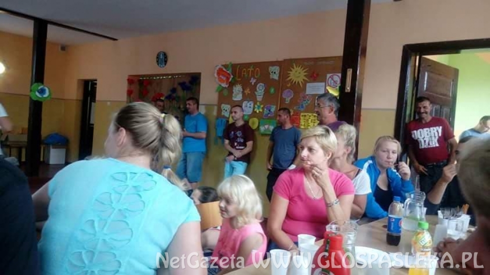 rzut podkową w Skowronach