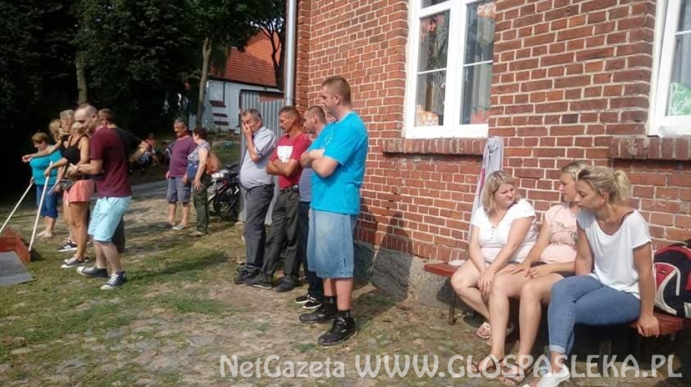 rzut podkową w Skowronach