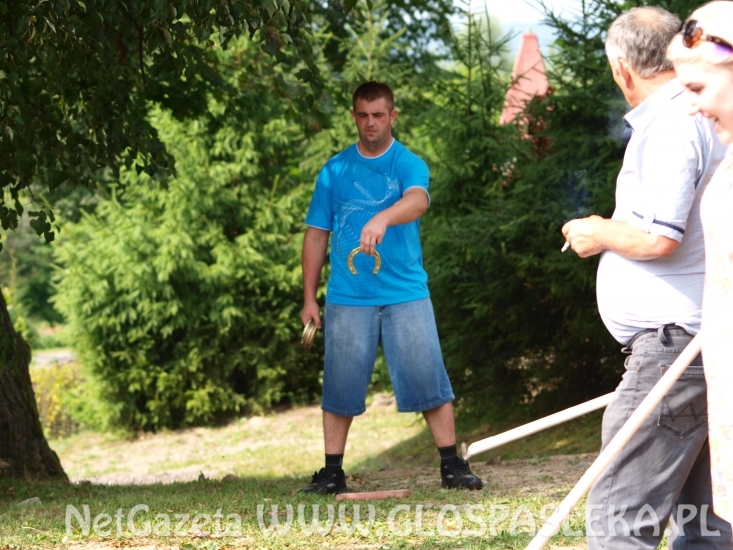 rzut podkową w Skowronach