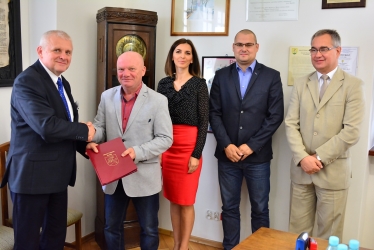 podpisanie umów na ciepło z miasta