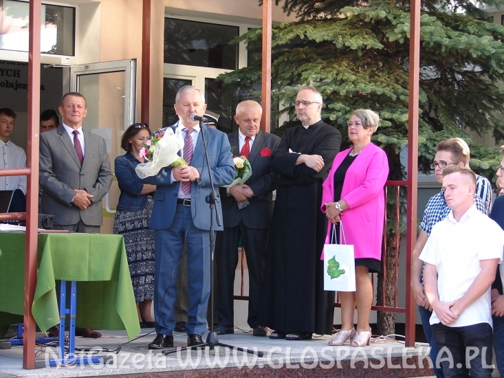 Rozpoczęcie roku szkolnego w ZSEiT