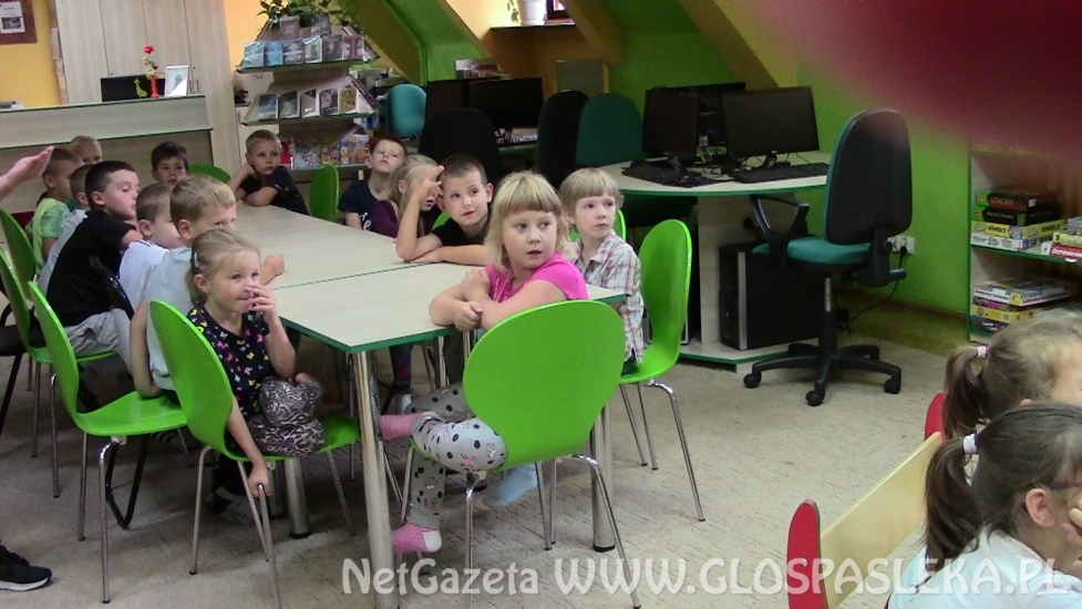 przedszkolaki w bibliotece wrzesień 2018