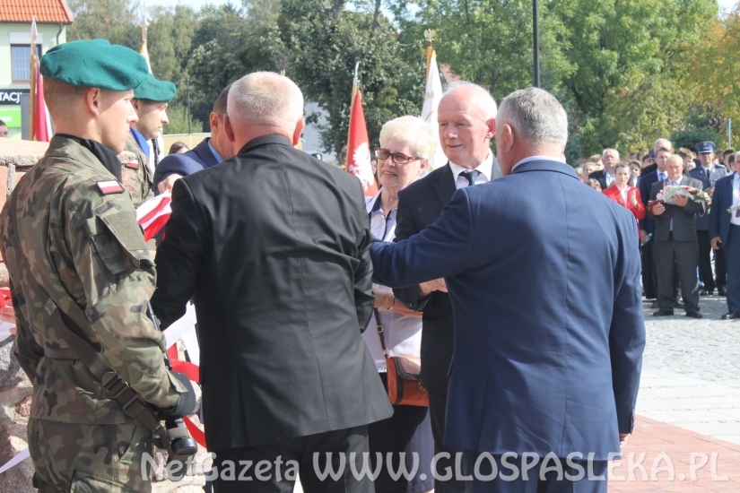 Tablica odsłonięta