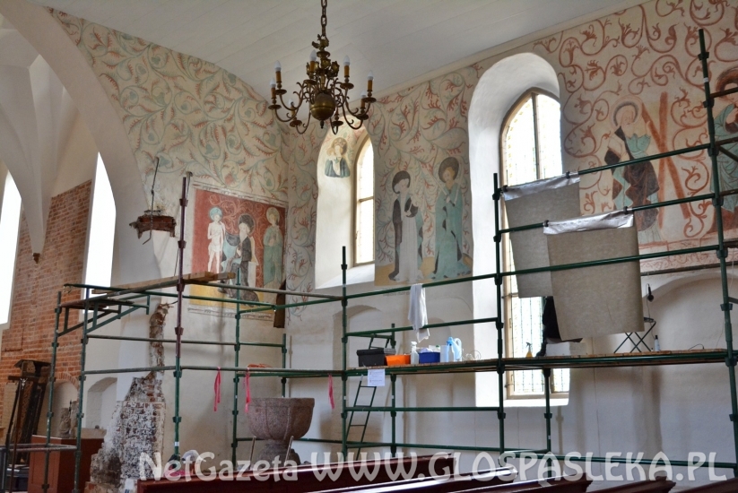 Marianka - prace w kosciele