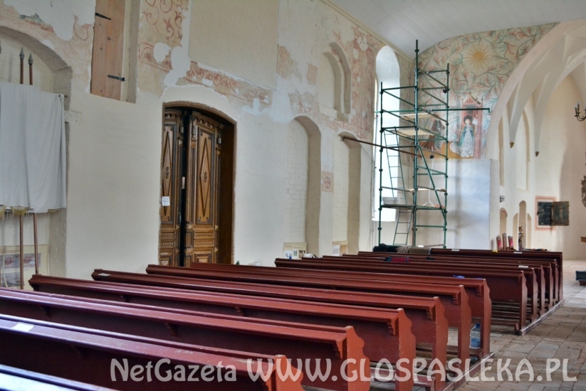 Marianka - prace w kosciele