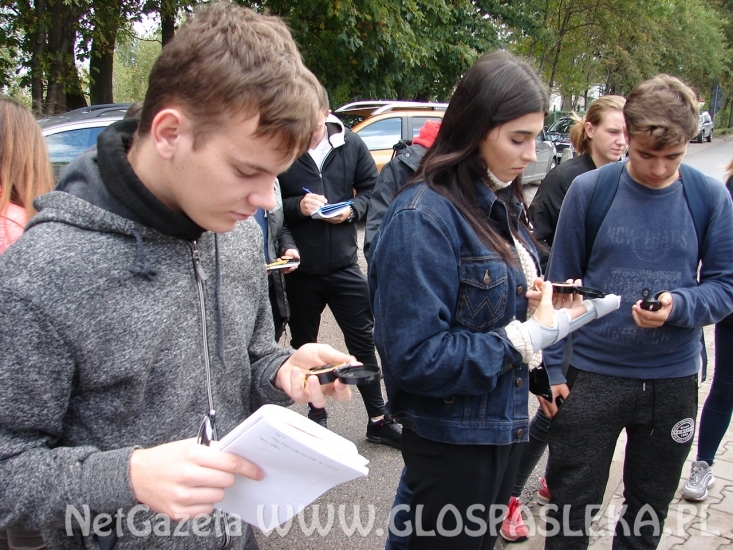 Doposażenie gabinetów lekcyjnych w ZSEiT