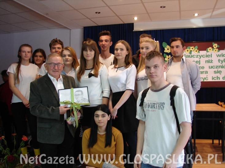 W ZSEiT Nauczyciel widzi więcej niż tylko twarze uczniów