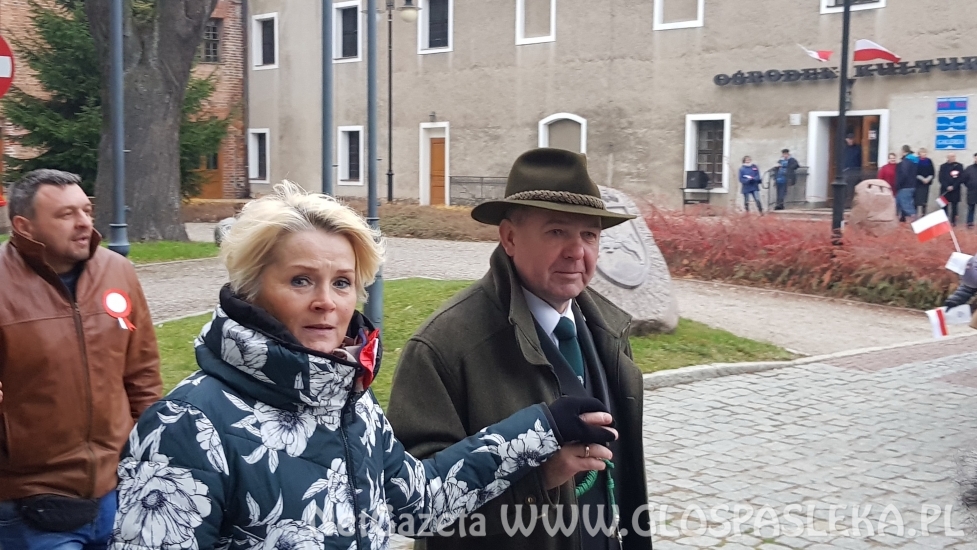 Pod biało - czerwonym sztandarem