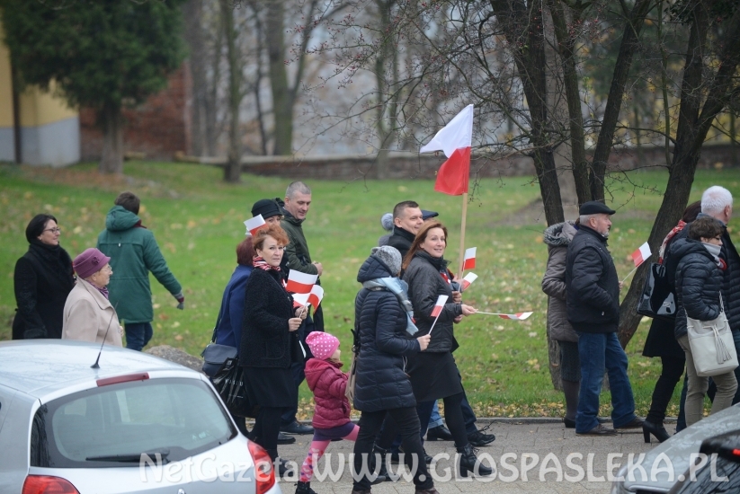 Pod biało - czerwonym sztandarem
