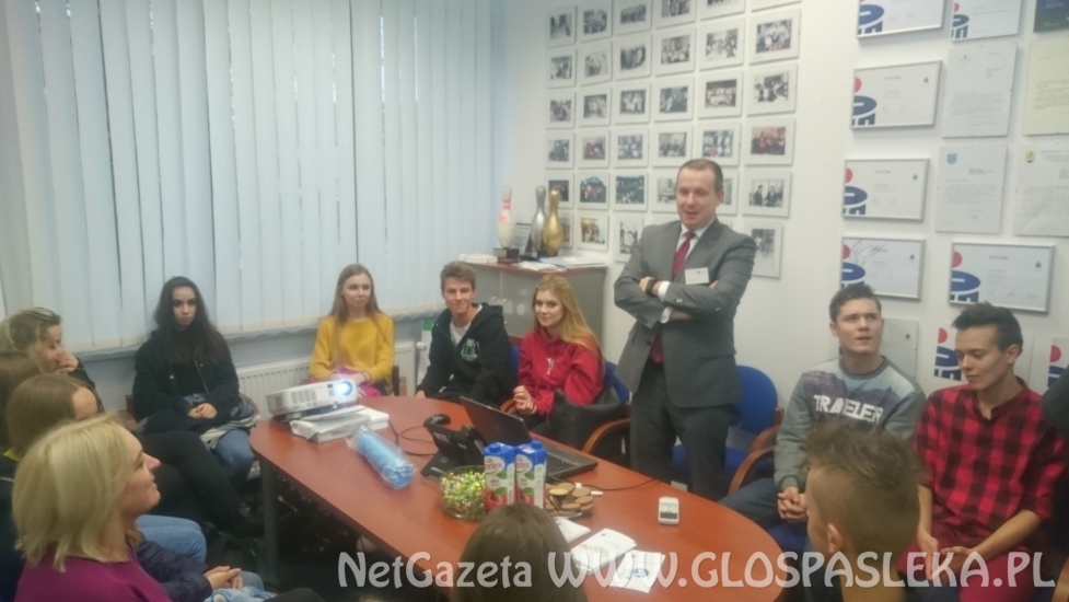 „Ekonomiczna lekcja bankowości” dla uczniów ZSEiT