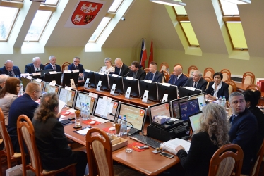 pierwsza sesja w powiecie 