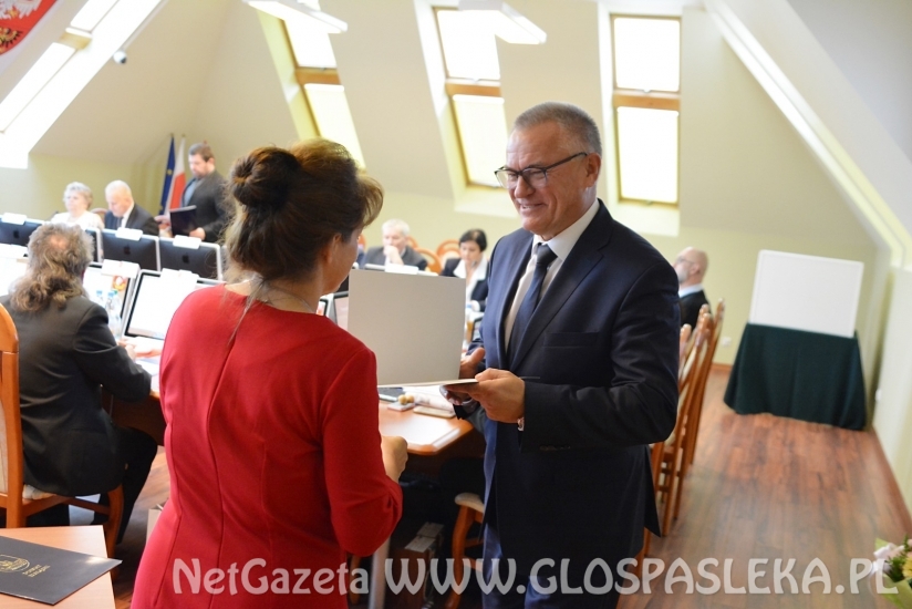 pierwsza sesja w powiecie 