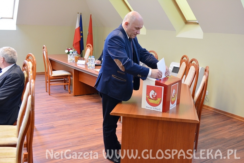 pierwsza sesja w powiecie 