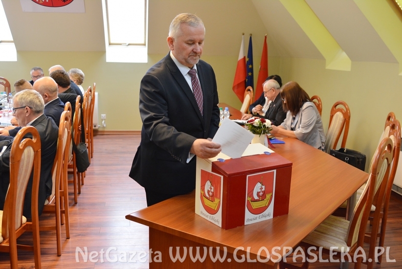 pierwsza sesja w powiecie 