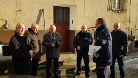 Nowe auta dla policji