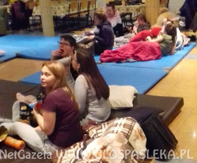 Nocny Maraton Lektur w ZSEiT