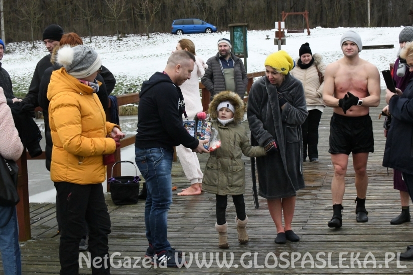 Pasłęckie morsy na rzecz WOŚP