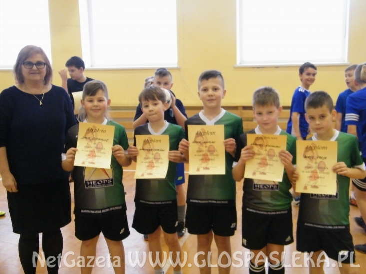 Turniej piłki halowej w SP nr 1