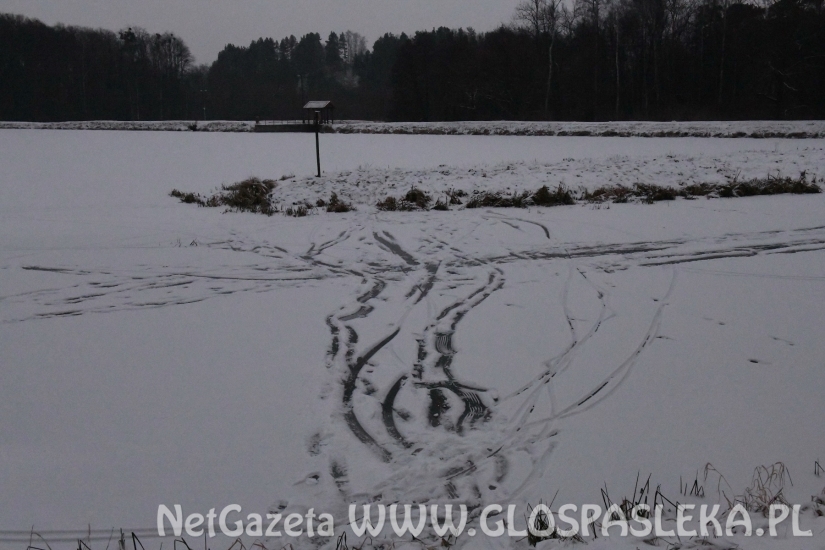 Ostrożnie na lodzie