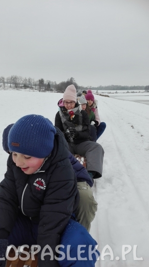 Kulig, ognisko i lepienie bałwana