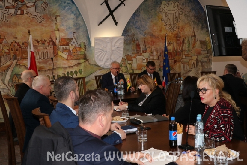 Spotkanie samorządowców z Wojewodą Warmińsko – Mazurskim