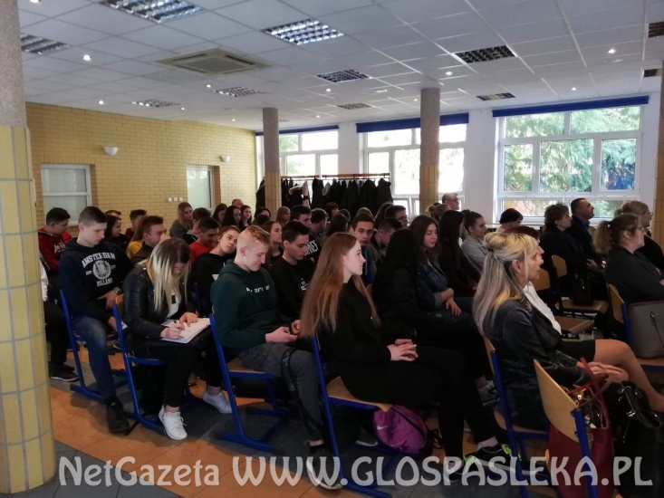 „Laboratorium. Mój profil” w ZSEiT