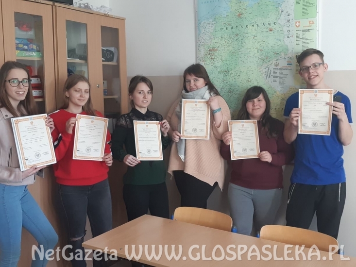 Jest moc! Bardzo wysoka zdawalność egzaminów zawodowych w ZSEiT