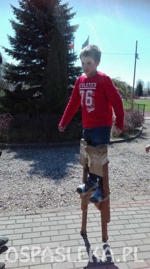 Warsztaty szczudlarskie