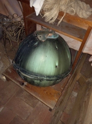 Spadł krzyż i kapsuła z wieży kościoła w Mariance