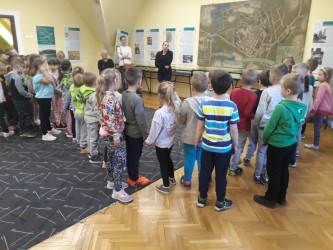 Przedszkolaki w bibliotece