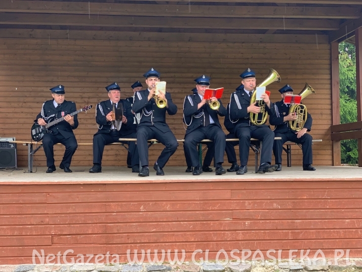 Dzień Strażaka w deszczu