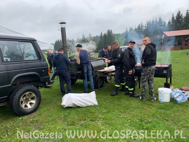 Dzień Strażaka w deszczu