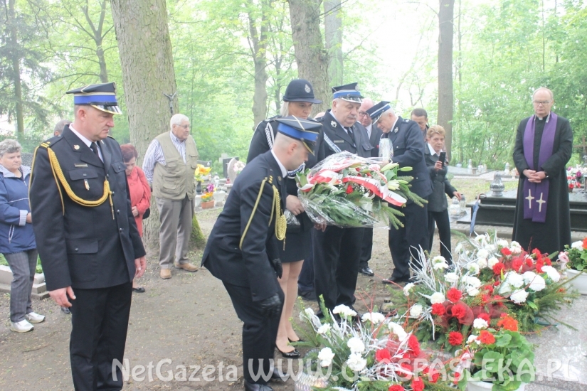 Dzień Strażaka w deszczu