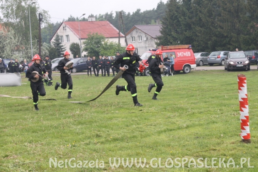 Dzień Strażaka w deszczu