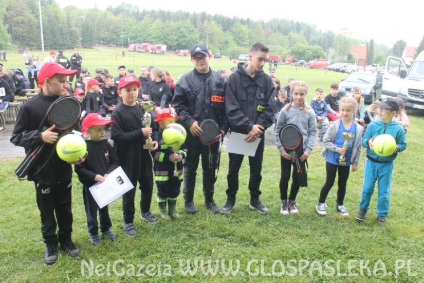 Dzień Strażaka w deszczu