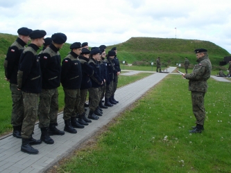 II mundurowa z ZSEiT na obozie szkoleniowym