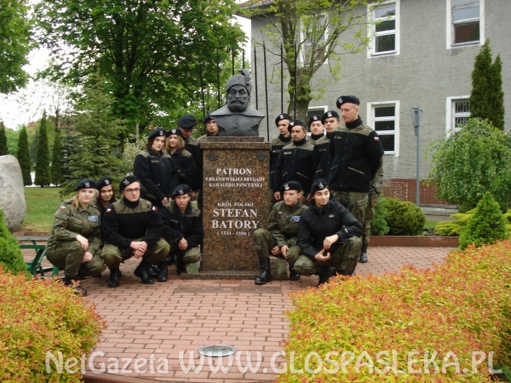 II mundurowa z ZSEiT na obozie szkoleniowym