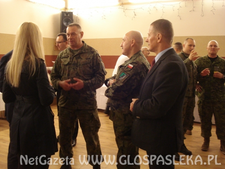 ZSEiT na pożegnaniu Polskiego Kontyngentu Wojskowego Łotwa