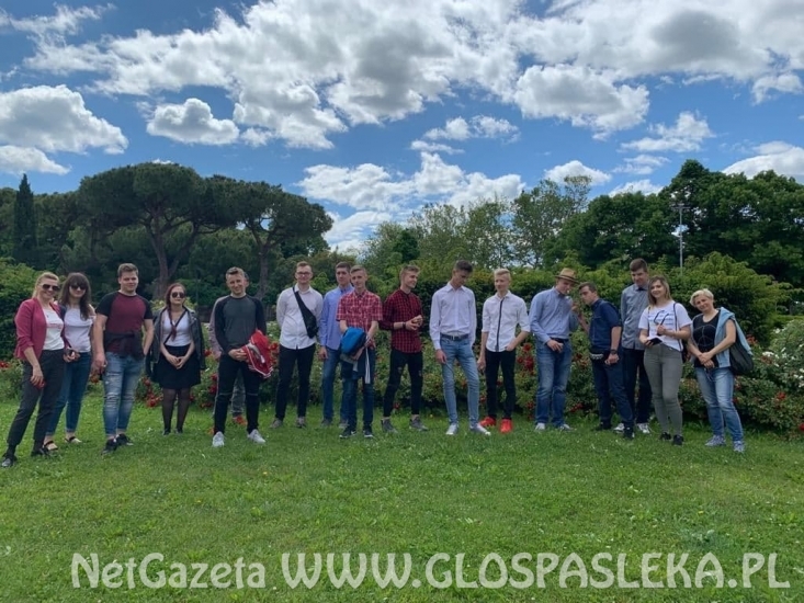 Powrót uczniów ZSEiT z Rimini