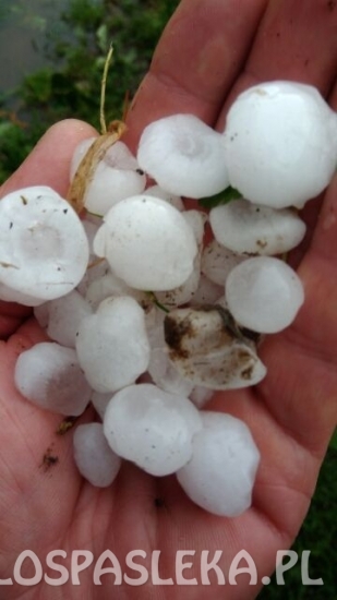 Efekty potężnej burzy