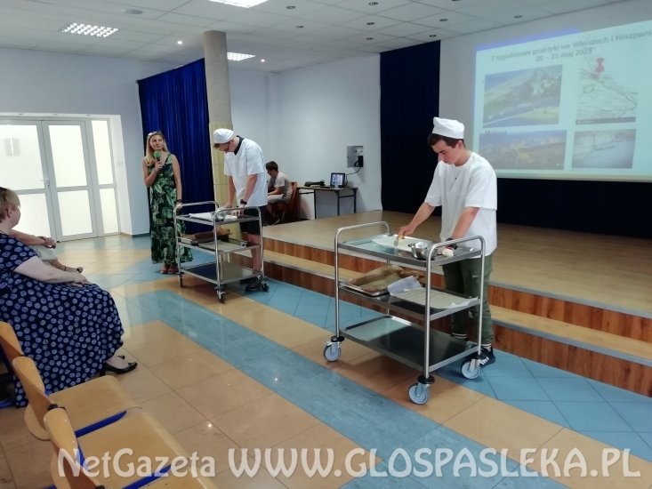 Podsumowanie projektów PO WER i Erasmus+ w ZSEiT