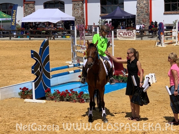 Kaja wygrywa konkurs kl. P