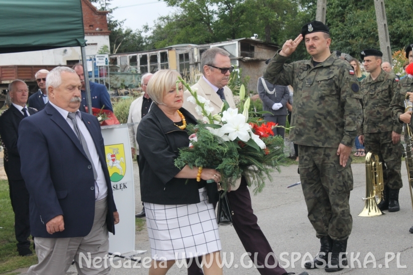 Marlena Sobańska odsłoniła tablicę