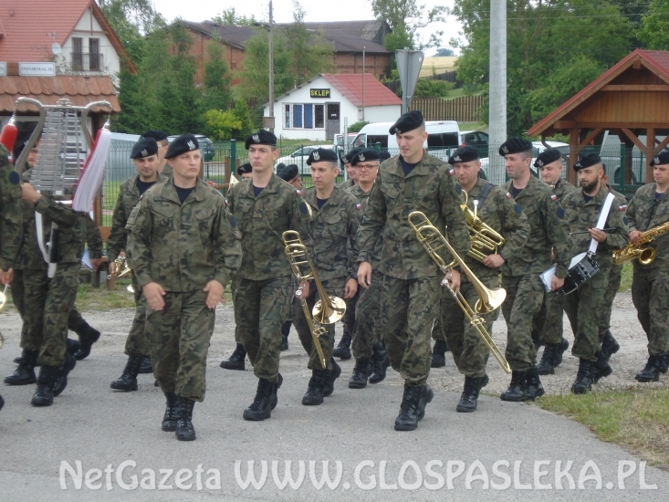 Odsłonięcie tablicy pamiątkowej w Krasinie