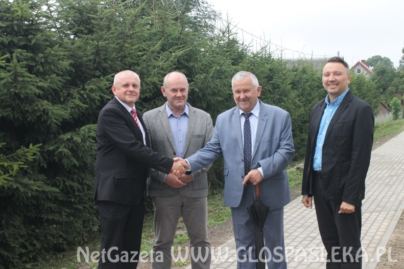 Można chodzić oficjalnie