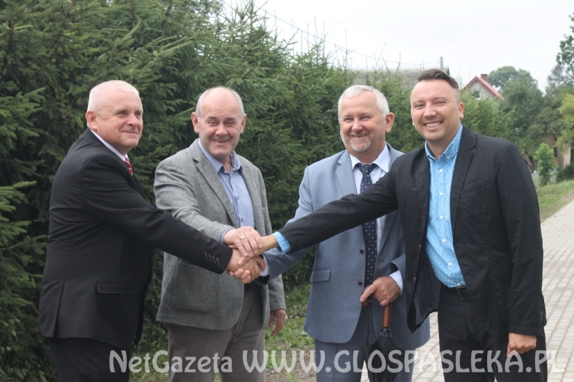 Można chodzić oficjalnie