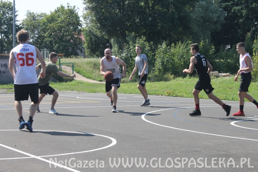 Basket Team wygrywa