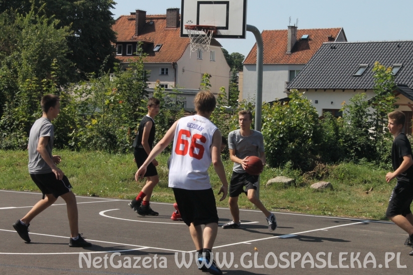 Basket Team wygrywa